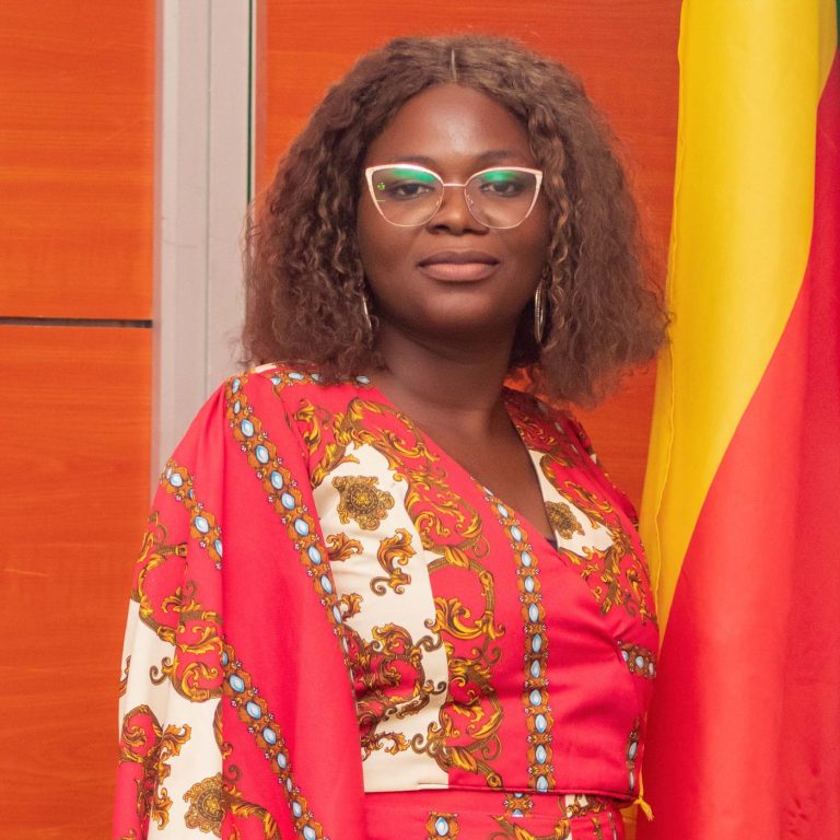 Anne Ella MAHOUKPO